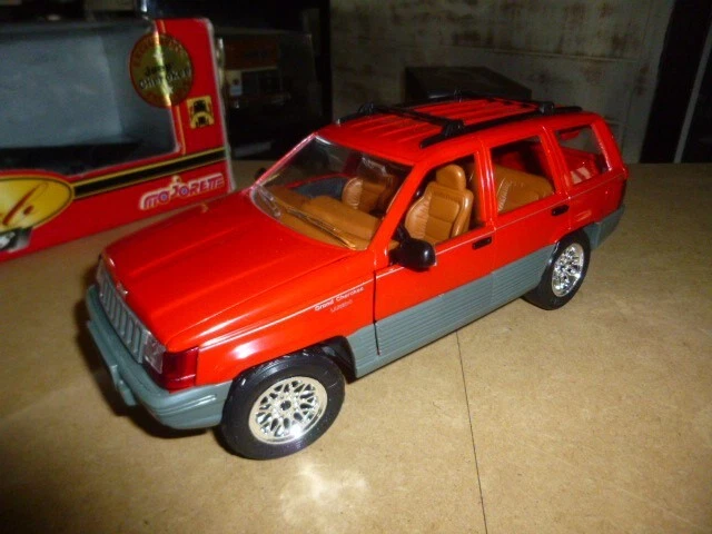 Majorette Club 1/18 - Jeep Grand Cherokee Noire - Réf 4415 - Échelle 1:18