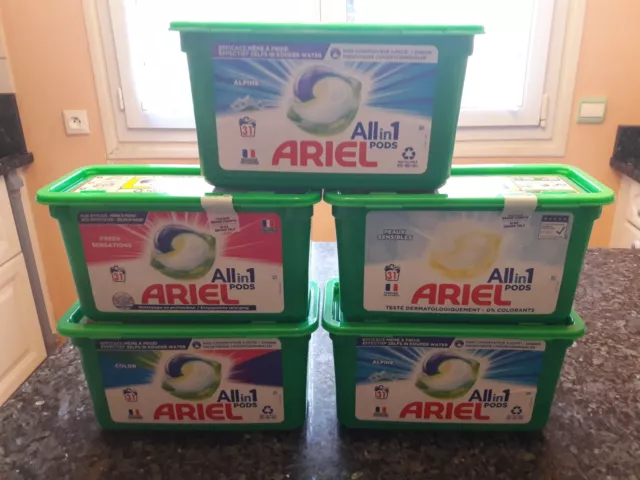 Lot de 3 Boites de lessive Ariel Pods 3 en 1 soit 117 capsules Alpine Cool  Clean