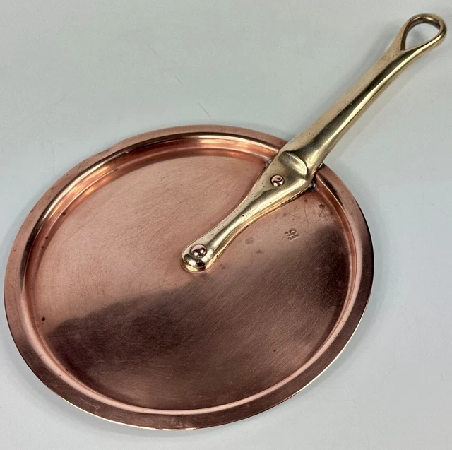 Vintage French Traditional Kitchen Cooking Copper Pan Lid With Brass Handle Vintage French Traditional Kitchen Cooking Copper Pan Lid With Brass Handle