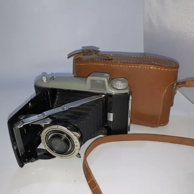 Kodak Vigilant Junior Six-20 DAK Shutter Kodet Lens Camera Leather Case