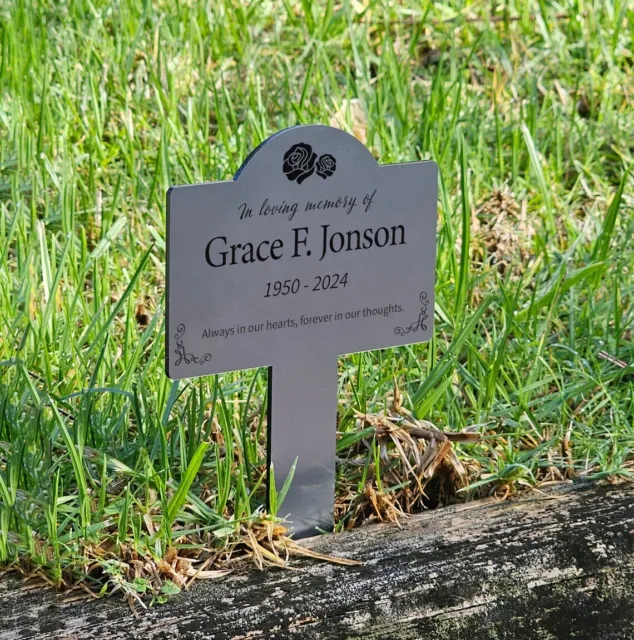 Personalised Memorial Plaque Garden Stake Grave Marker RIP Stake for Mum Dad