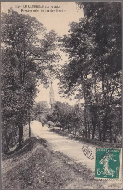 Le LANDREAU 44 Ancien Moulin CPA écrite à Mlle Jeanne Boucherie par Rachel ~1900