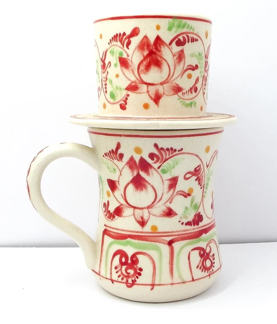 Tazza da tè vietnamita vintage dei primi del XX secolo Bat Trang, anni '20.