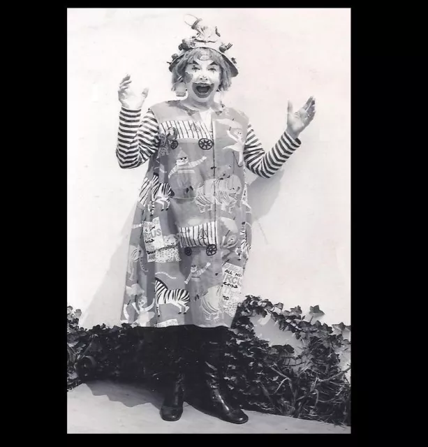 Scary Vintage Creepy Clown PHOTO Freak Weird Halloween Costume Circus Happy