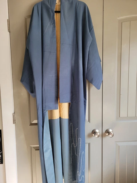 Light Blue Lovely Vintage 100% Silk Japanese Kimono