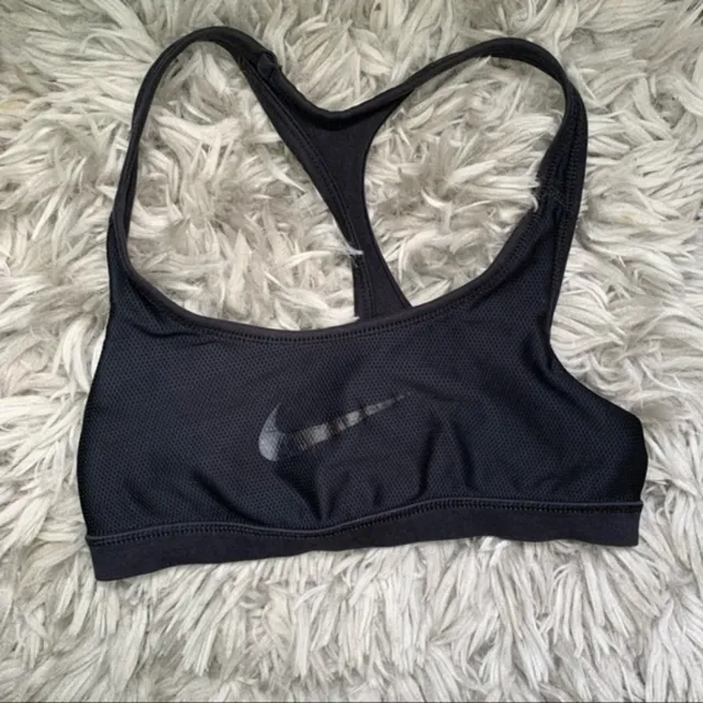 Buy Brooks Juno High Impact Wire-Free Sports Bra, 30D, Black Online at Low  Prices in India 