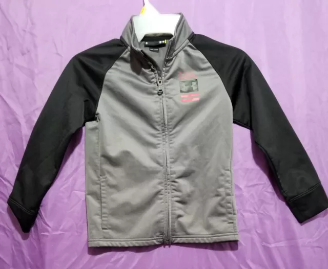 Boy's Under Armour NWOT Color Gray & Black Track / Light weight Jacket Size 6