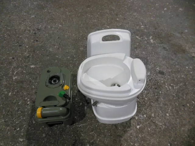 Thetford Toilette 4 C 200 S gebraucht Teilespender