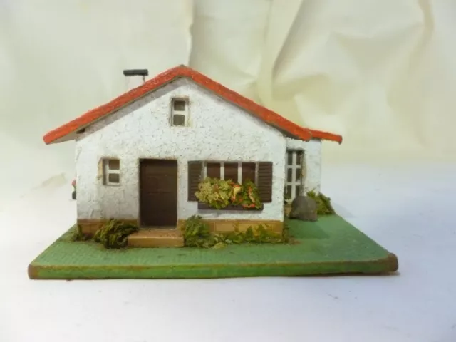 TT gauge TT120 vintage wooden house bungalow cottage