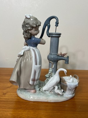 Lladro Daisa "Summer on the Farm" Figurine #5285 w/Box, 9" Tall, 8" Widest