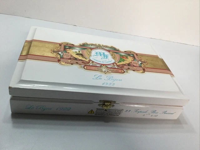 My Father Cigars Le Bijou 1922 Churchill Empty Wooden Cigar Box 10½x7x2 White