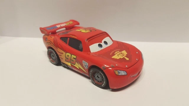 voiture cars Disney Pixar metal flash mc queen 95  Diecast 1:55 7,5 cm (2)