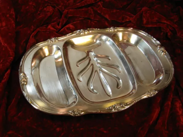 Beautiful Extra Large Heavy Silverplate Well-And-Tree Meat Platter