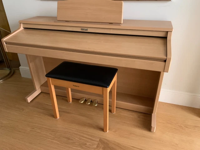 Roland HP 3E Digital Piano