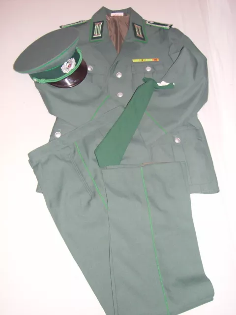 DDR VP Vopo Volkspolizei Uniform Wachtmeister, Größe k56-1, ungetragen