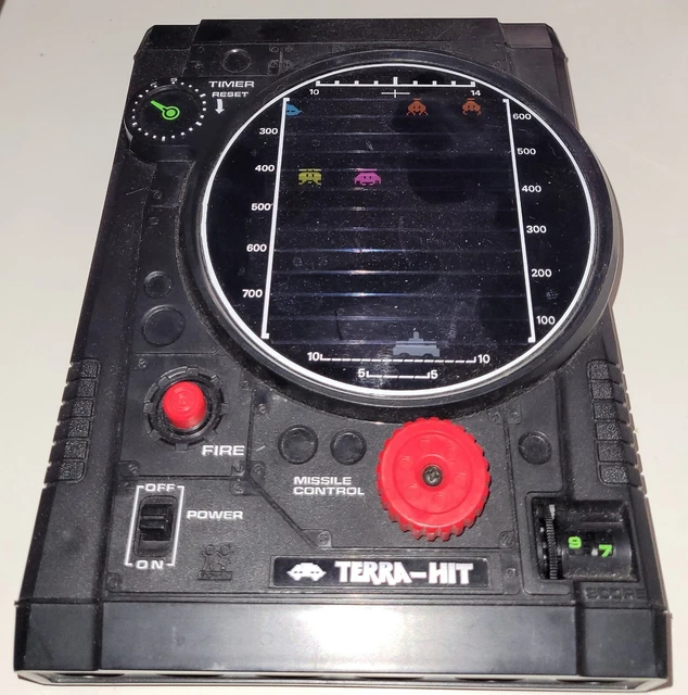 Jeu éléctronique vintage : Tomy CAVEMAN, 1982, non-testé, 14x9x21 cm | UK