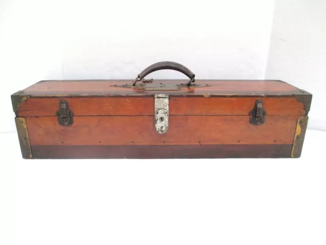 AMAZING ANTIQUE CA 1920s Wood Ice Fishing Tackle Box w Tip Ups
