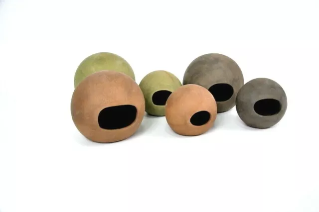 Ceramic Hiding Cave Ball Breeding Fish Tank Spawning Shelter Aquarium Decoration