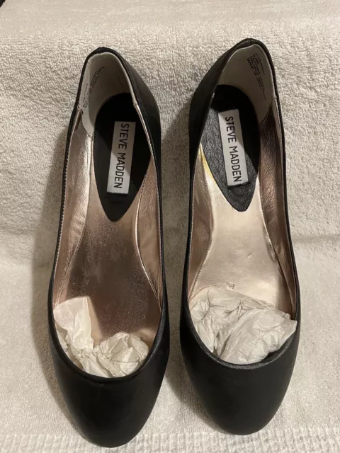 Steve Madden P-Heaven leather Flats Women’s Size 6.5 L@@K!!!