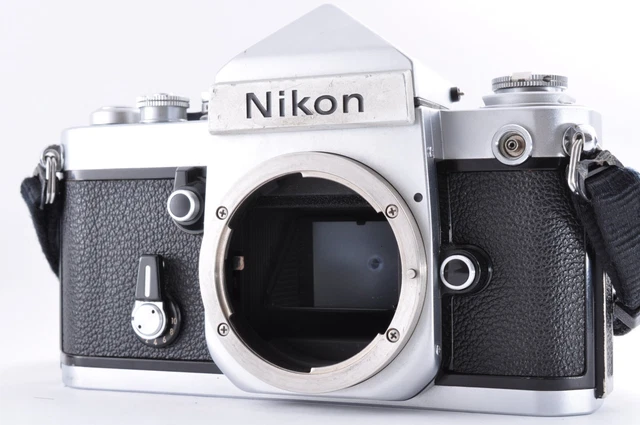 Appareil photo reflex argentique 35 mm Nikon F Eye-Level Appareil photo reflex argentique 35 mm Nikon F Eye-Level
