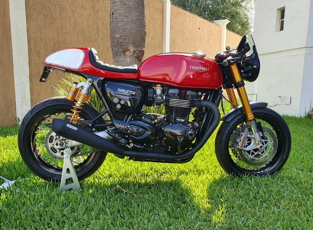 Vance & online hines thruxton r