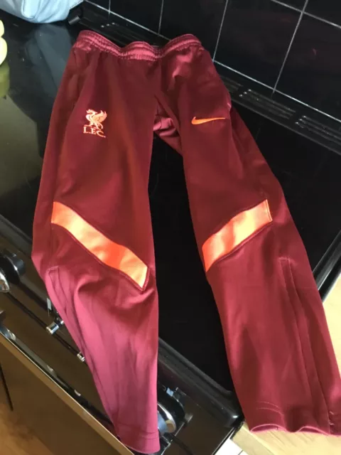 NIKE LIVERPOOL FC TRACKSUIT Bottoms (age7-8) 128- 137 cm