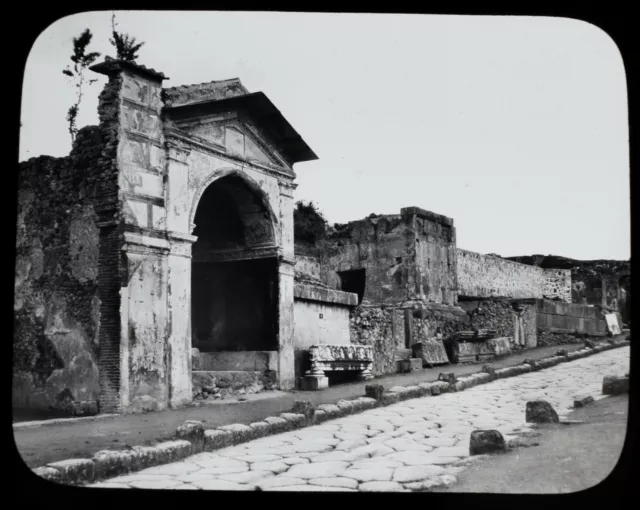 ANTIQUE Magic Lantern Slide POMPEII STREET OF TOMBS C1910 OLD PHOTO .... ITALY