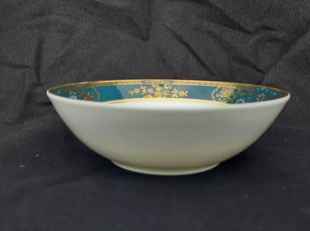 Royal Doulton CARLYLE. Dessert or Fruit Bowl. Diameter 5¼ inches. 13.4 cms.