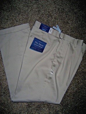NEW Croft & Barrow Men's Tan Khaki Pants; Stretch, Classic Pleated ($54)