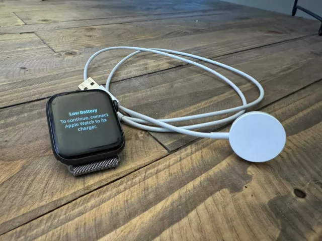 Storage on apple sales watch series 6