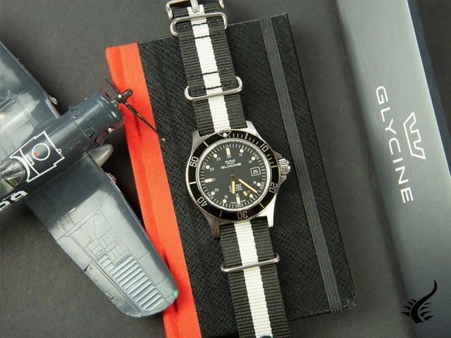 MONTRE AUTOMATIQUE GLYCINE Combat Sub, GL 224, Noir, 42mm, GL0083