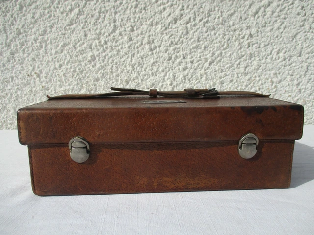 Ancienne Valisette De Toilette En Cuir Marron - Nécessaire De Voyage Vintage