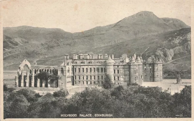 Vintage Postcard Edinburgh Midlothian Scotland Holyrood Palace (52)
