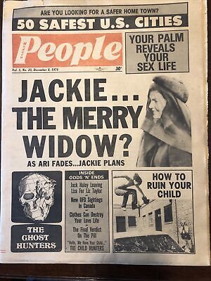 Vintage Modern People Magazine December 8, 1974 Jackie O, Richard Burton,  UFO’s