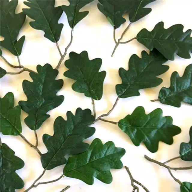 20 Artificial Oak Tree Leaves - Decorative Oak Leaf Green - Weddings / Craft