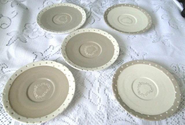 Lot 5 petites assiettes dessert mignardises céramique signées Amadeus N234