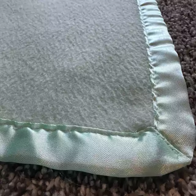 Vintage ABC American Baby Company Baby Blanket Silk Edges Mint Green Ultra Soft 3