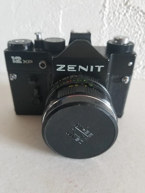 Appareil Photo Argentique ZENIT 12 XP - Format Moyen - Noir - Occasion Fonctionnel
