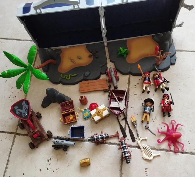 PLAYMOBIL JEU PIRATES et coffre au trésor jeu de rôle imaginatif