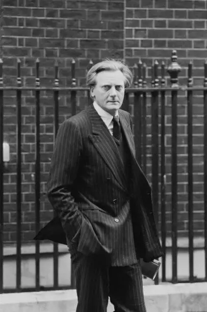 British Conservative politician and businessman Michael Heseltine l - Old Photo