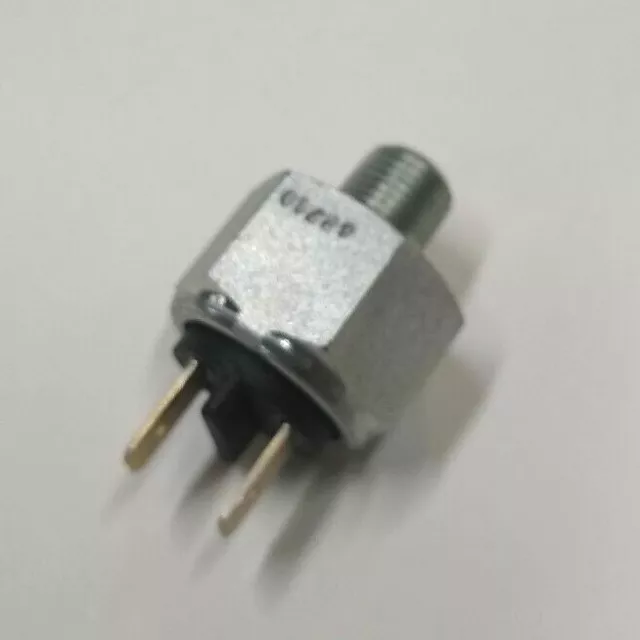 Stoplight Brake Switch For Harley Davidson Hydraulic Brakes 72023-51A