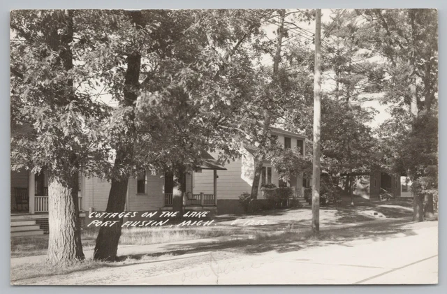 Port Austin on the Tip Of Michigan's Thumb~Cottages On Lake Huron~1947 RPPC