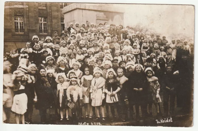 METZ  - Moselle - CPA 57 - Evènement Cp Photo Petites Lorraines en costumes