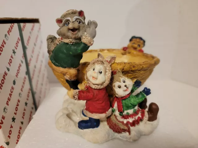 Christmas House Of Lloyed Nut Cracker Bowl Set