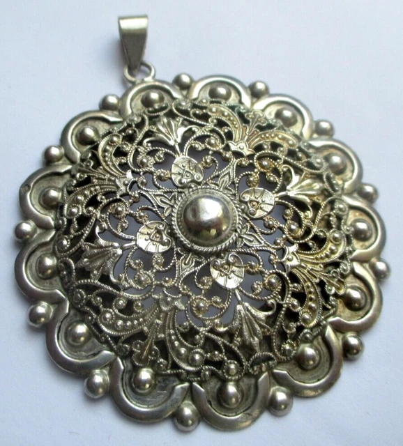 835 Argent - Collier en argent avec pendentif en filigrane - Catawiki