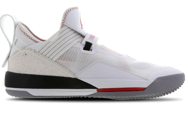 Jordan xxxiii on sale se