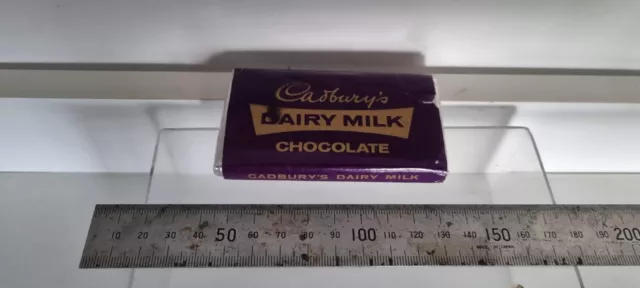 VINTAGE ORIGINAL CADBURYS DAIRY MILK CHOCOLATE BAR & WRAPPER DUMMY BAR 60s 70s