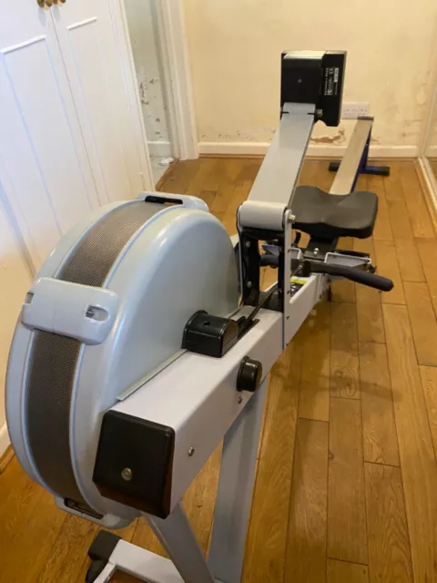 Usde  Concept 2 Model D With Pm3 Monitor Rowing Machine