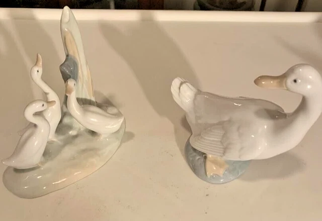 Lladro NAO White Ducks/Geese Made in Spain Porcelain 5" Tall Figurine Lot of 2