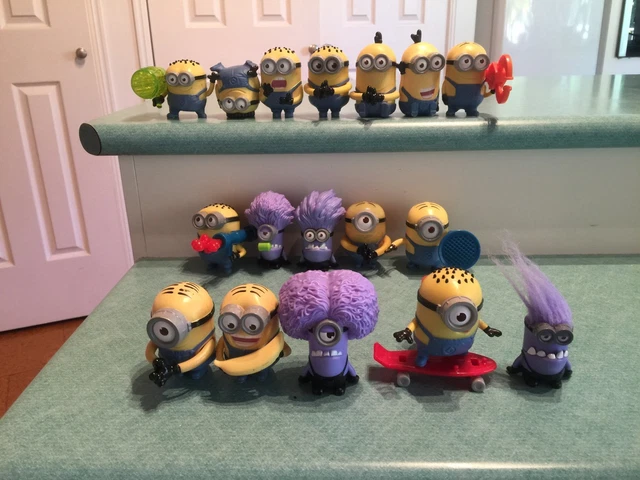 MCDONALD'S MINIONS 2013 Happy Meal Despicable Me World Set of 17